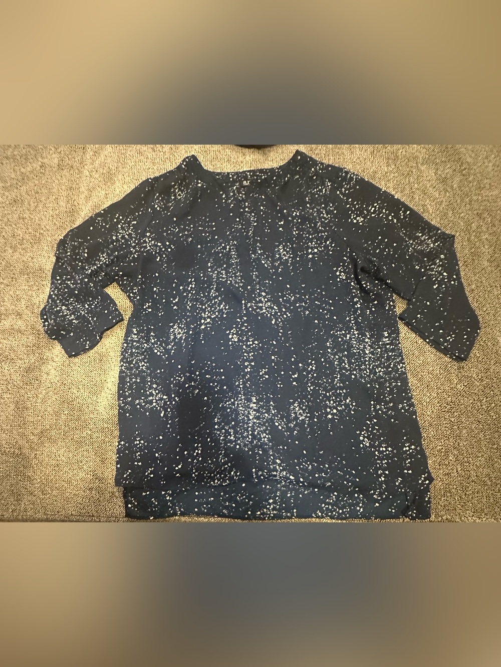 A New Approach women’s lightweight blouse